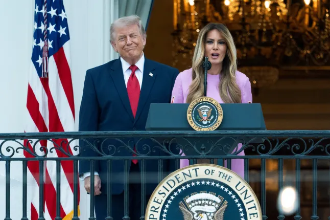 Lipreader shares unexpected sweet exchange between Donald and Melania Trump