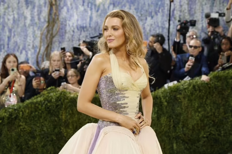 Blake Lively stepped out to the Met Gala in New York City in an elaborate gown on May 4, just hours after settling her lawsuit with actor Justin Baldoni.