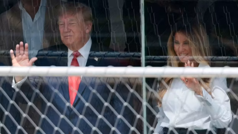 Lip reader knows what Melania and Donald Trump were arguing about